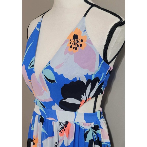 Express Floral Strappy Open Back Maxi Dress - Picture 5 of 7